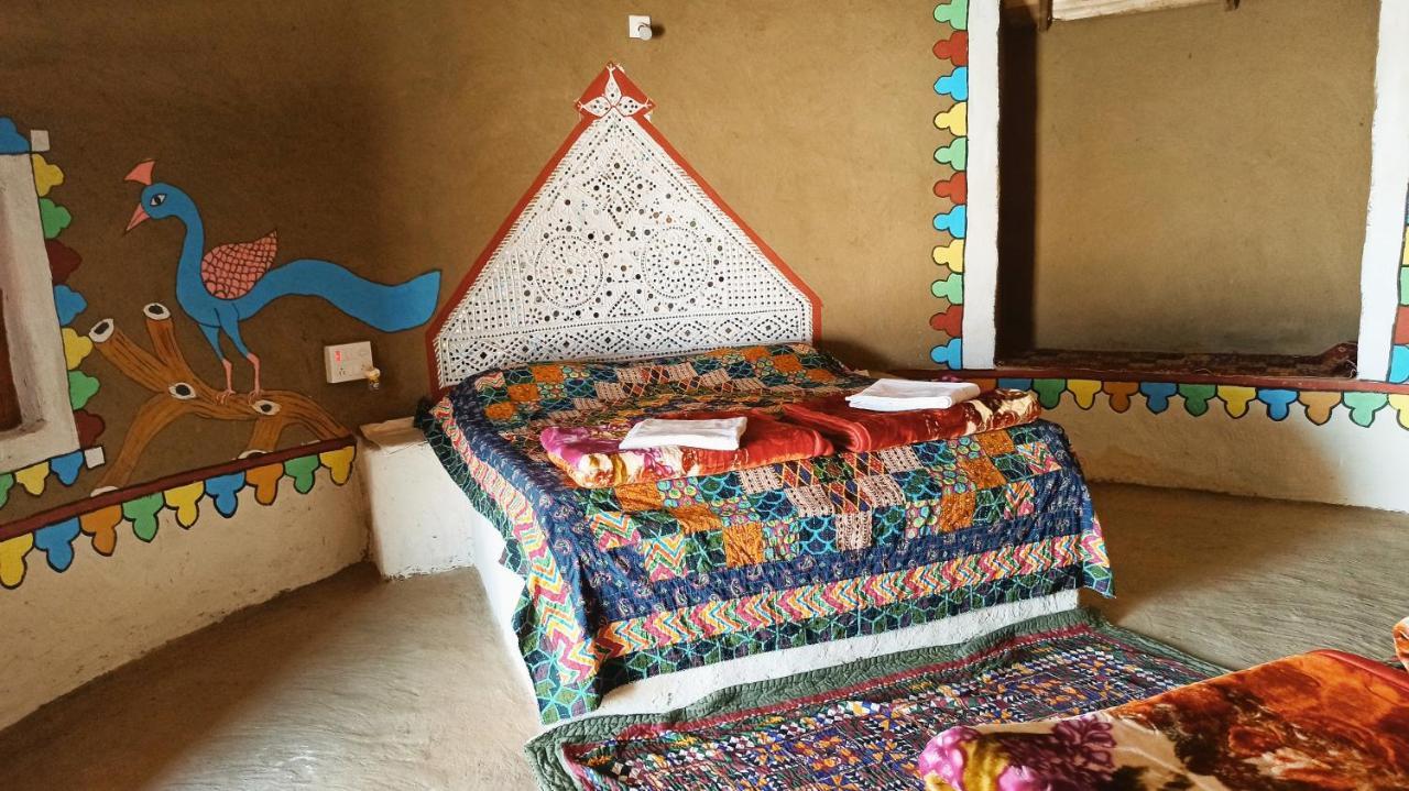 Kutir Craft Village Resort Bherandiala Exterior photo