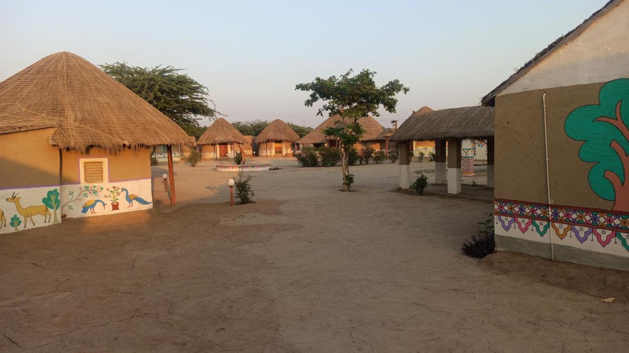 Kutir Craft Village Resort Bherandiala Exterior photo